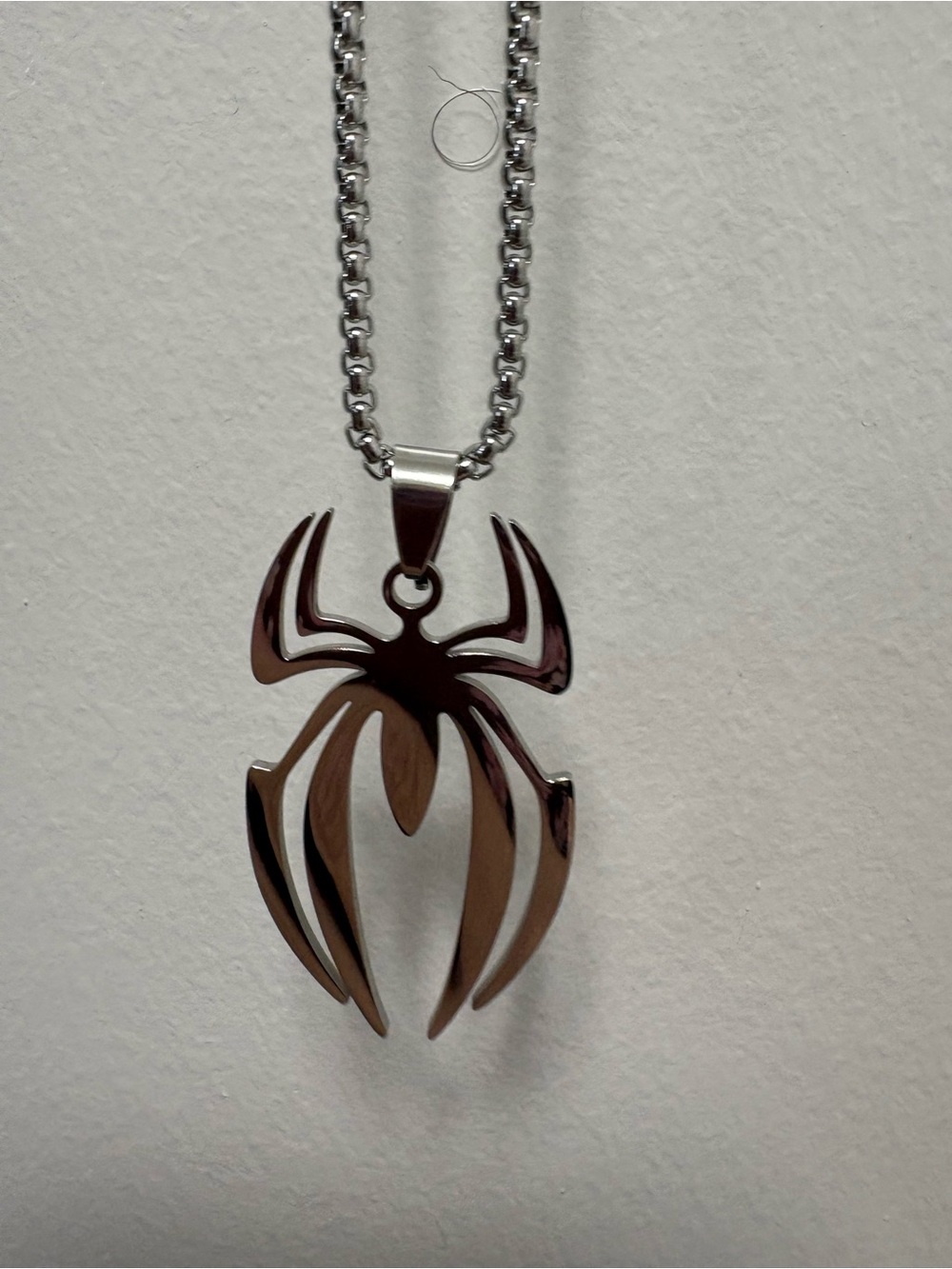 Spider Pendant Necklace in Silver